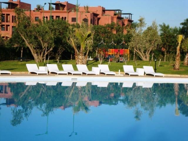 Location appartement de luxe vide sur la route de casa Marrakech-2