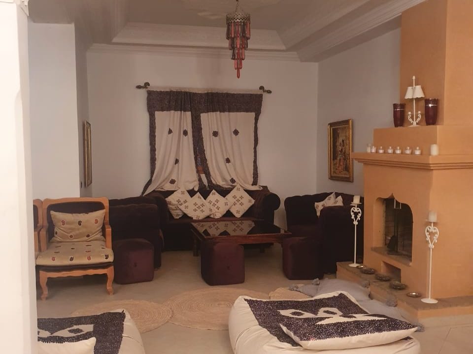 villa a louer meublée sur la route de casa marrakech (7)