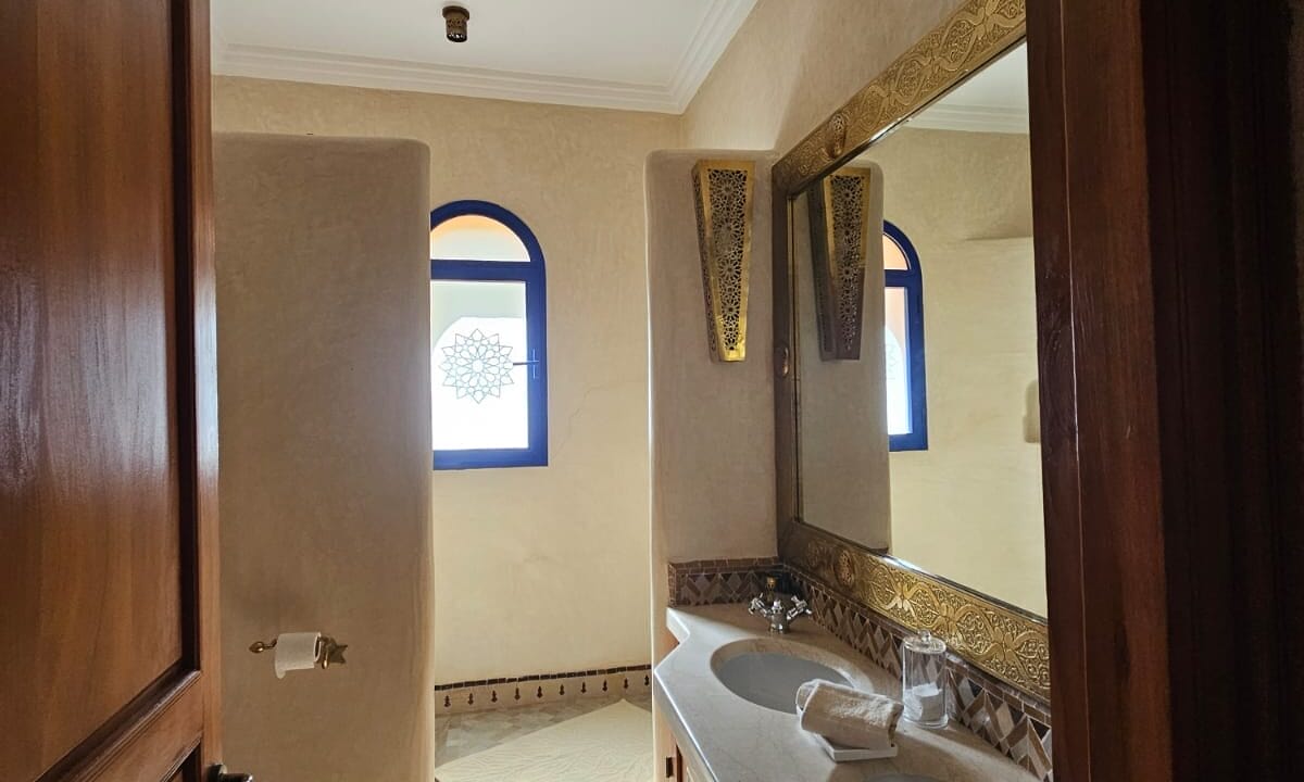 PHOTO-2025-03-10-11-52-42