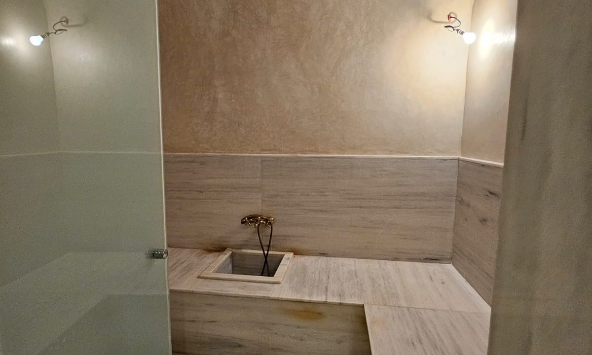 b7f51811-9a6c-44b5-9577-f4e55ef48e04