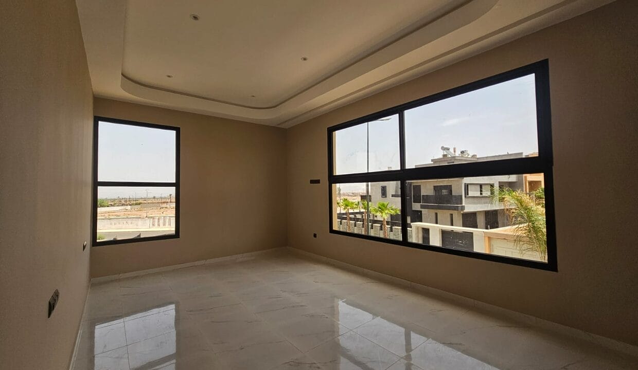 PHOTO-2025-06-18-10-47-39 (5)