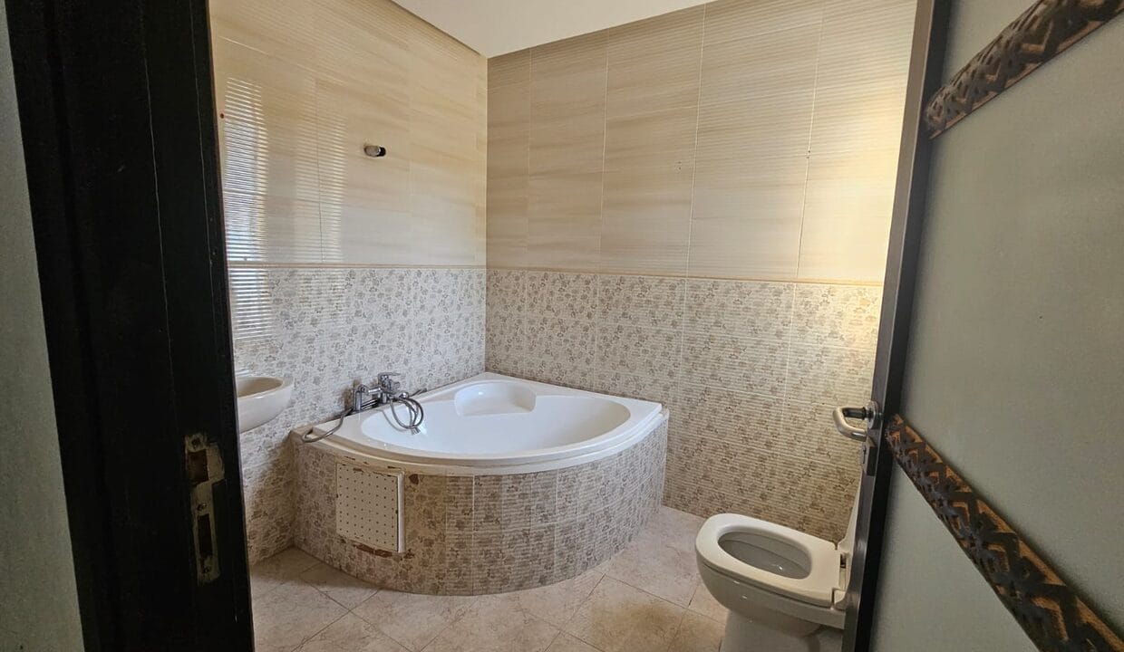 PHOTO-2025-10-14-12-26-02 (2)